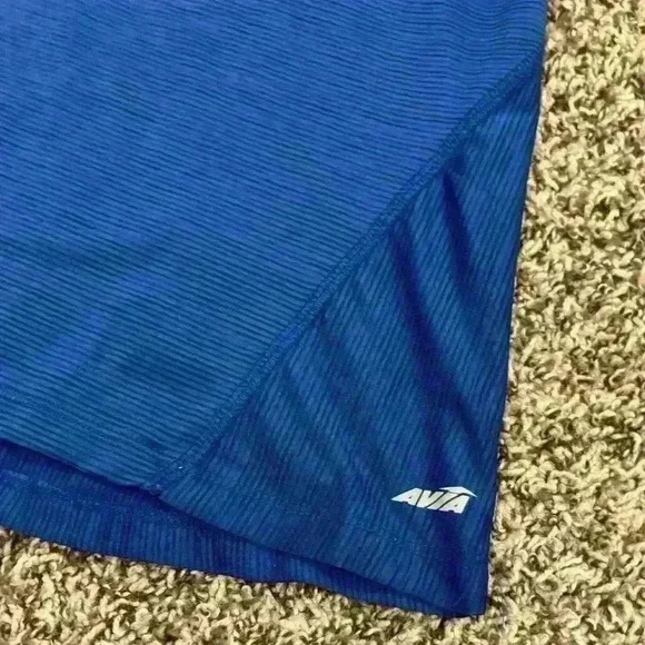 Avia work out shirt size small - Picture 2 of 4